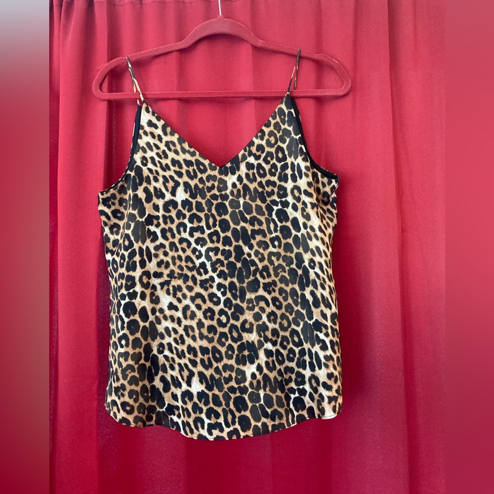Express Leopard Top - Picture 2 of 3